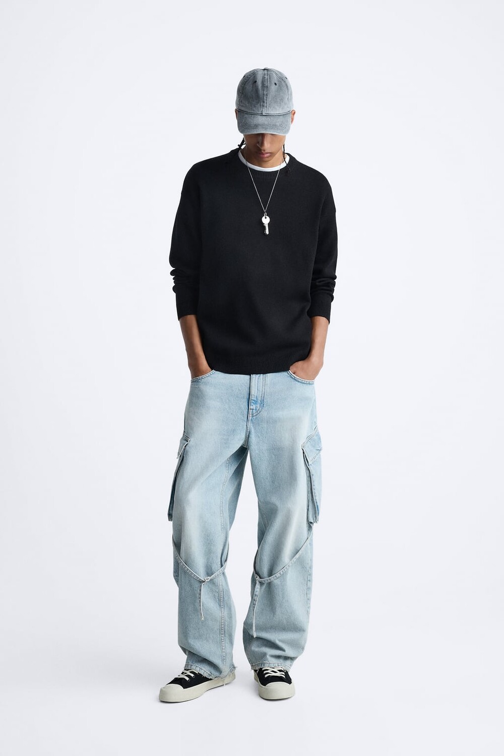 

Мягкий фактурный свитер ZARA, черный