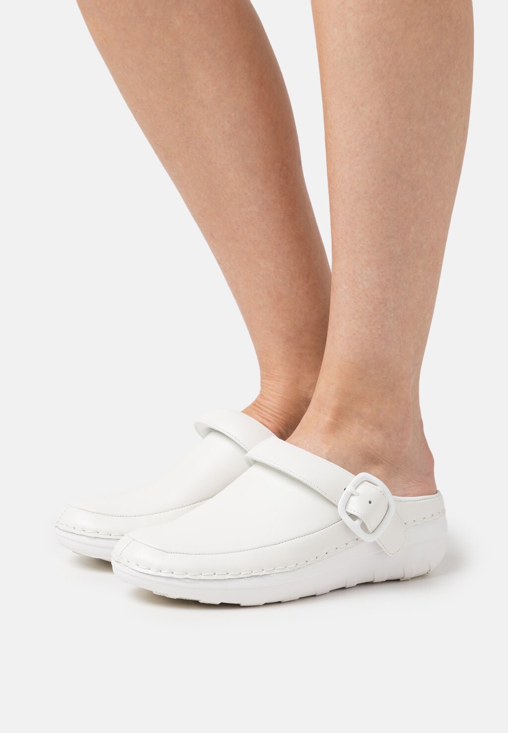 

Шлепанцы FitFlop