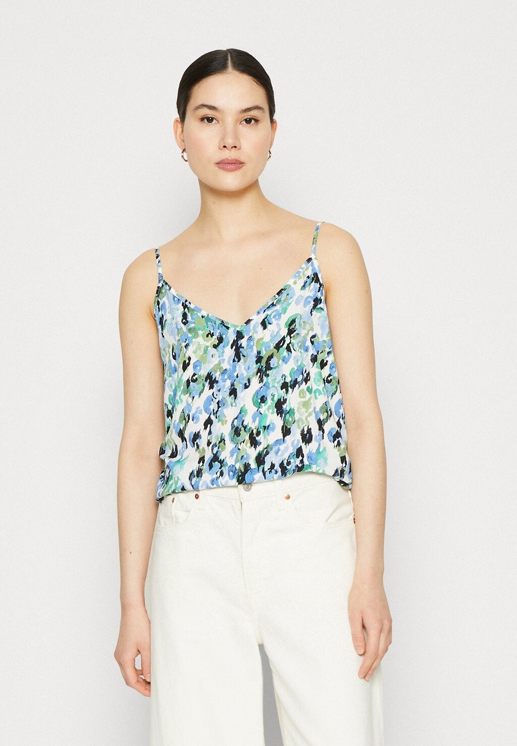 

Топ Vero Moda