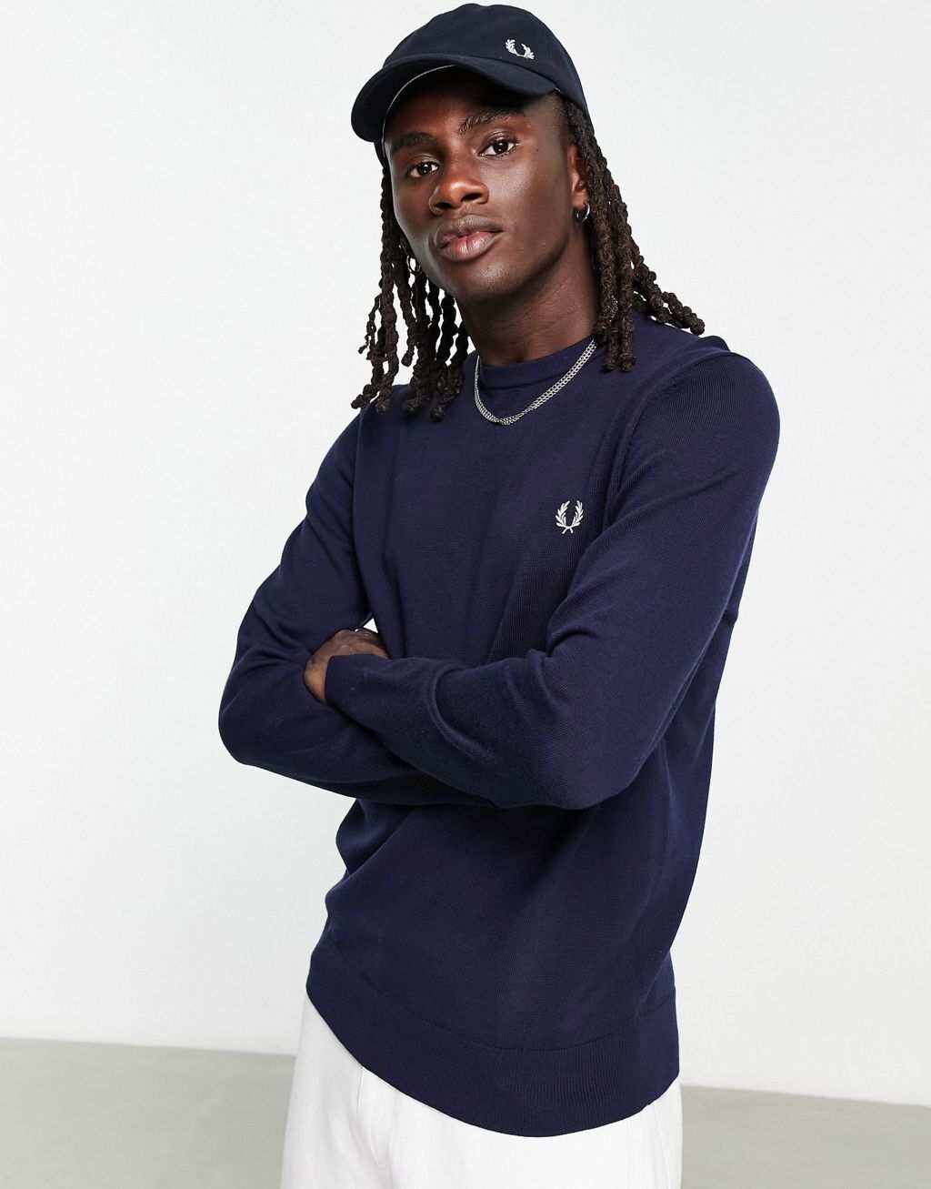 

Темно-синий джемпер с круглым вырезом Fred Perry - NAVY