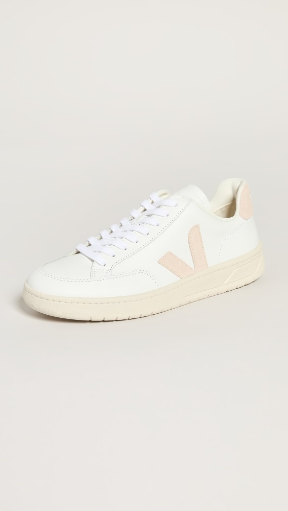 

Кроссовки Veja V-12 Leather