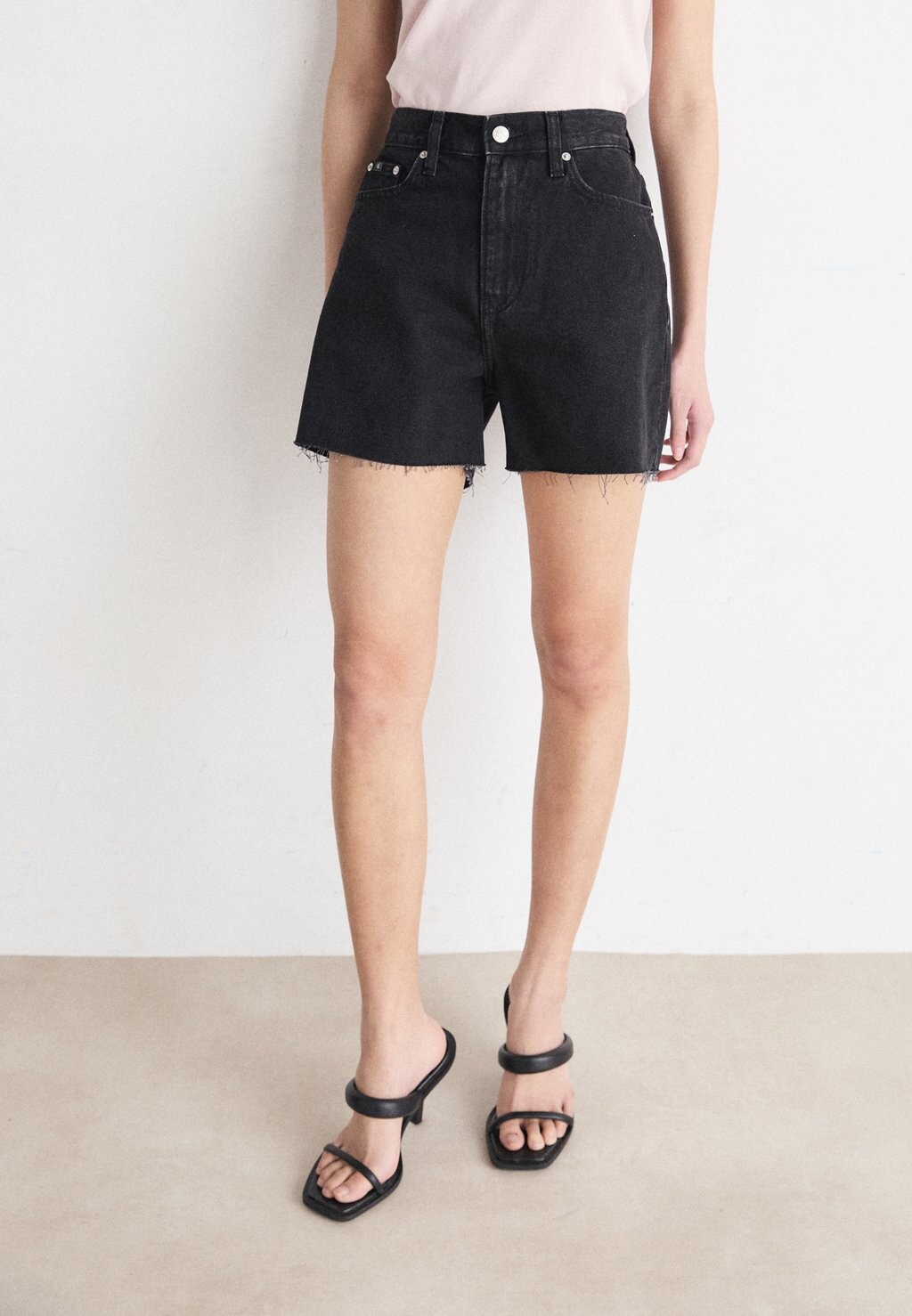 

Джинсовые шорты MOM Calvin Klein Jeans, черный джинсовый
