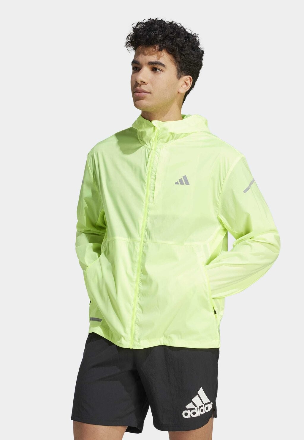 

Спортивный топ Adidas