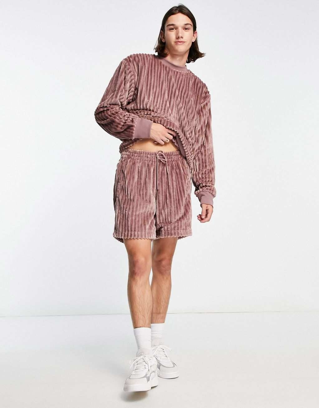

Черные шорты adidas Originals adicolor Contempo