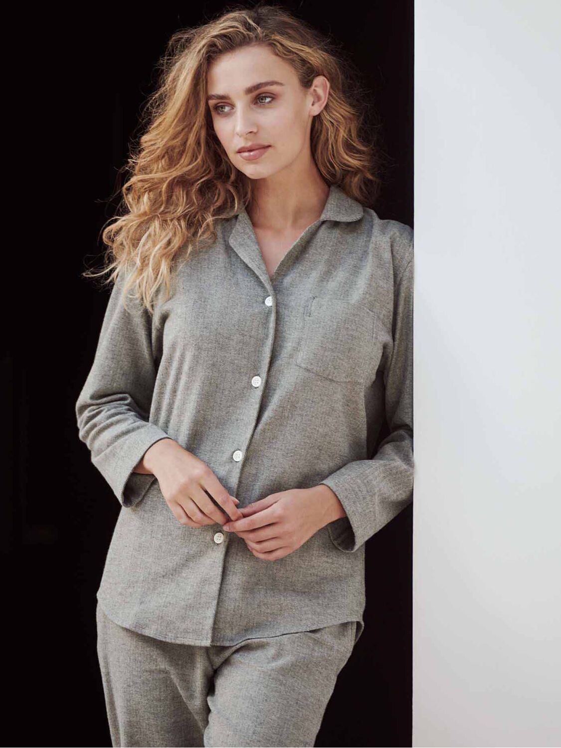 

Пижамный комплект из хлопка с начесом British Boxers, Whitby Jet Herringbone