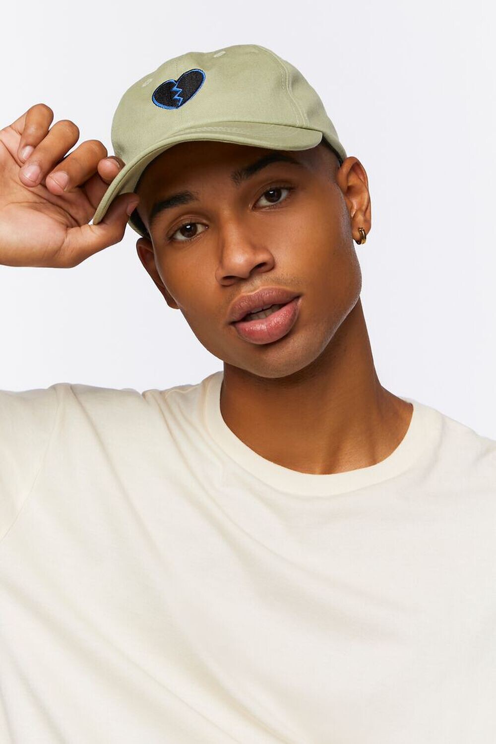 

Кепка с вышивкой Разбитое сердце Forever 21, шалфей