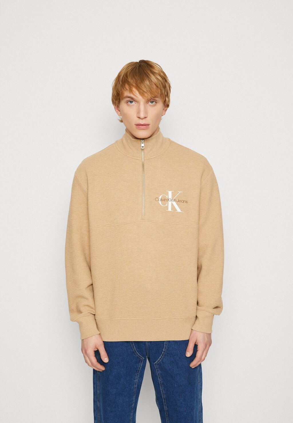 

Толстовка Calvin Klein Jeans