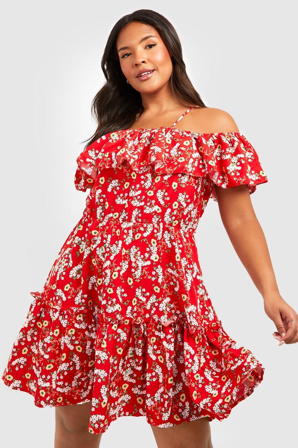

Платье с холодными плечами и цветочным платьем Boohoo, красный