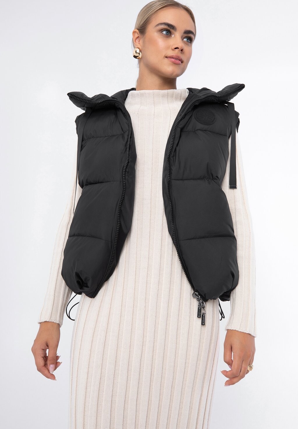 

Жилет WITTCHEN, цвет black