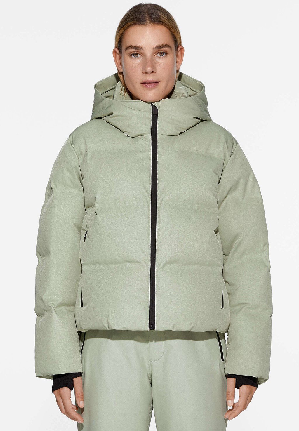 Лыжная куртка MINARDI OYSHO куртка oysho nylon crop бледно зеленый