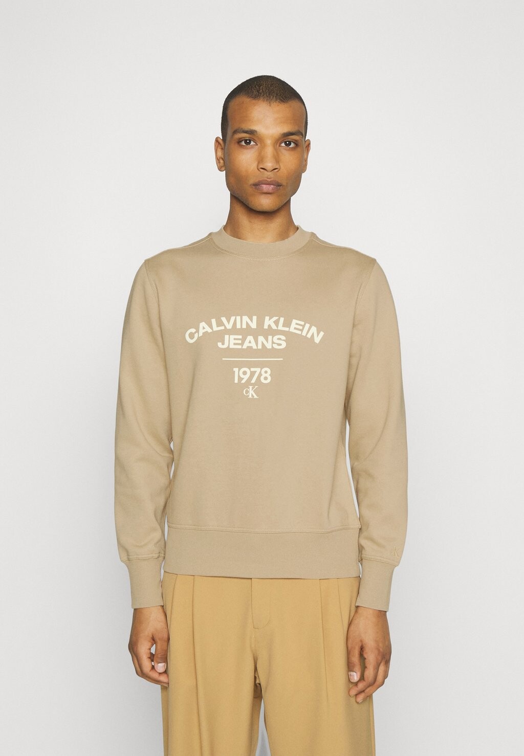 

Толстовка Calvin Klein Jeans, бежевый