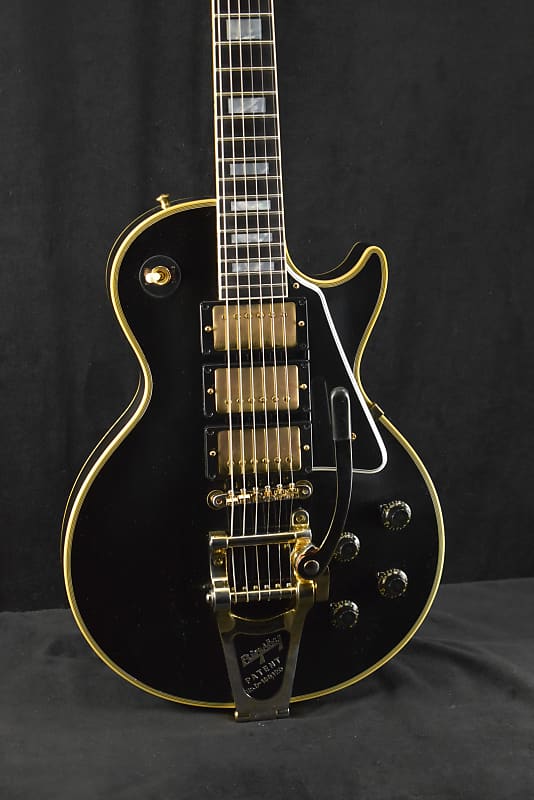Электрогитара Gibson Custom Shop 1957 Les Paul Custom Reissue 3-Pickup Bigsby Vibrato VOS Black Beauty