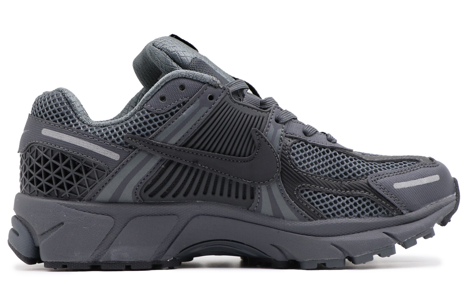 

Кроссовки Nike Air Zoom Vomero 5 унисекс, Black