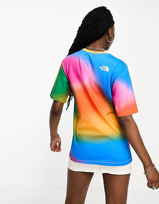 

Футболка свободного кроя The North Face Pride Simple Dome с радужным градиентным принтом