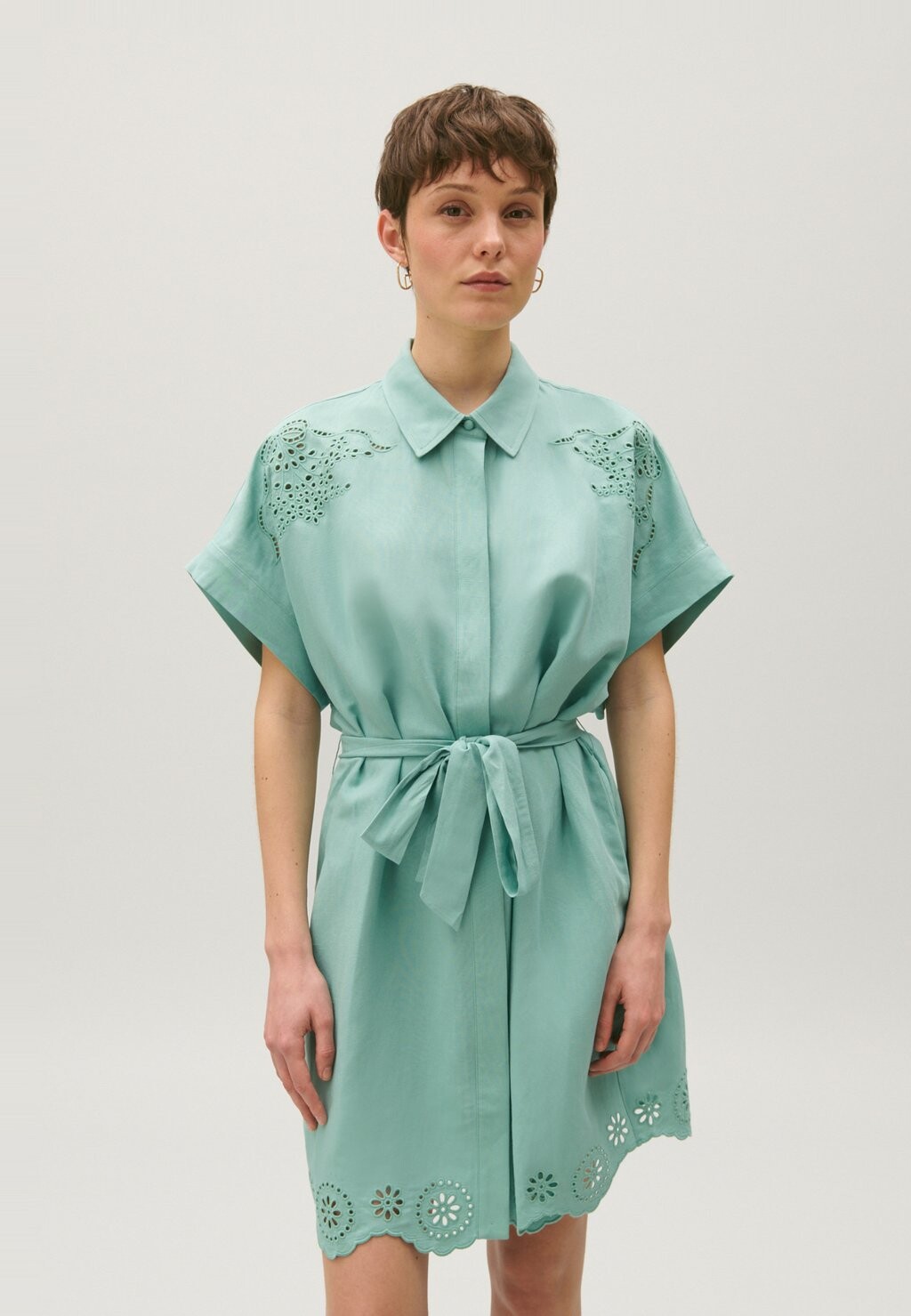 

Платье-рубашка Raflia Claudie Pierlot, цвет vert d eau