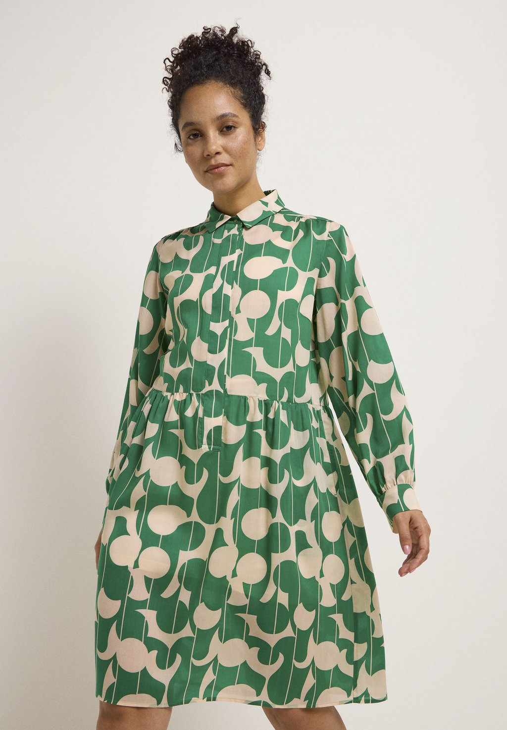 Платье-блузка DRESS LANIUS, цвет print graphic dots green