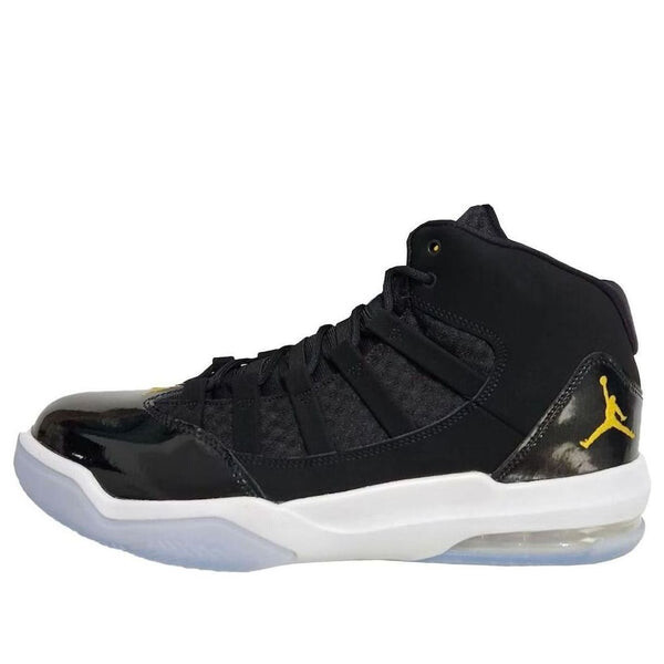 

Кроссовки макс аура Air Jordan, черный