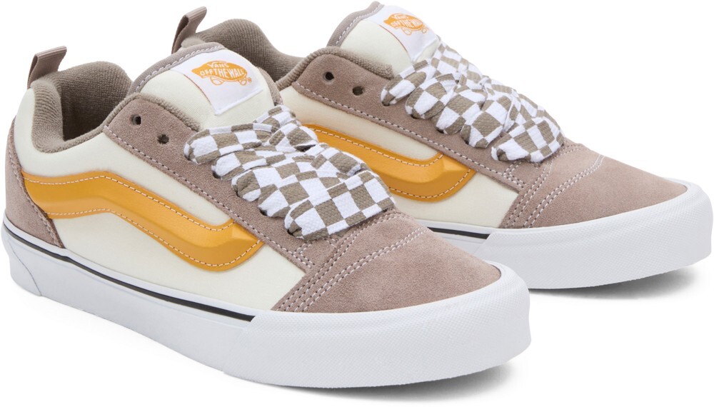 

Низкие кроссовки Vans Knu Skool, серый
