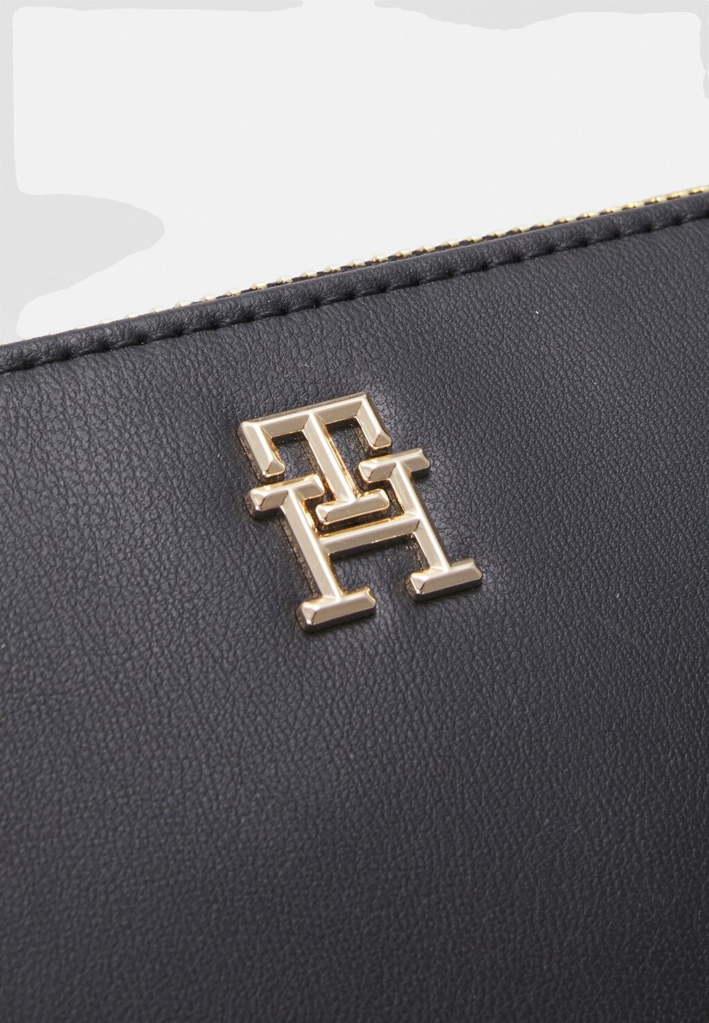 

Косметичка Soft Utility Makeup Pouch Tommy Hilfiger, черный