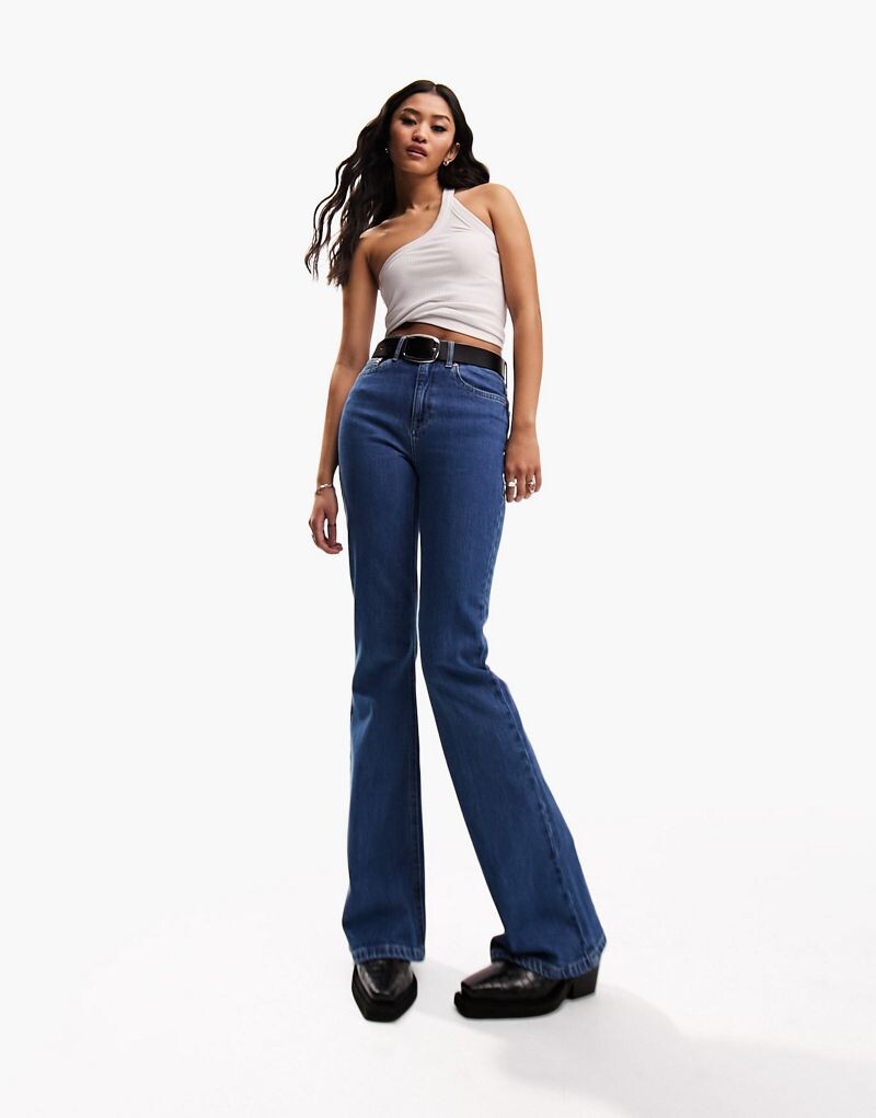 

Синие расклешенные джинсы ASOS DESIGN