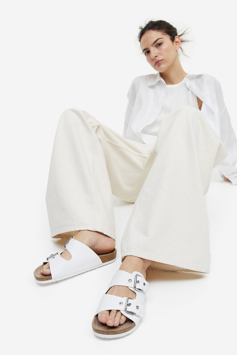 

Шлепанцы с двумя ремнями H&M, белый