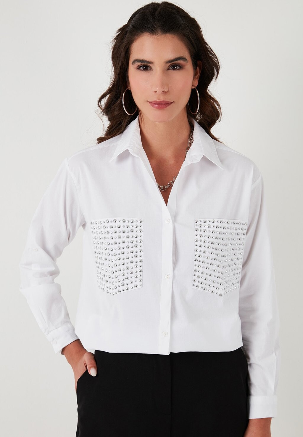 

Блузка на пуговицах Loose Fit LELA, белая