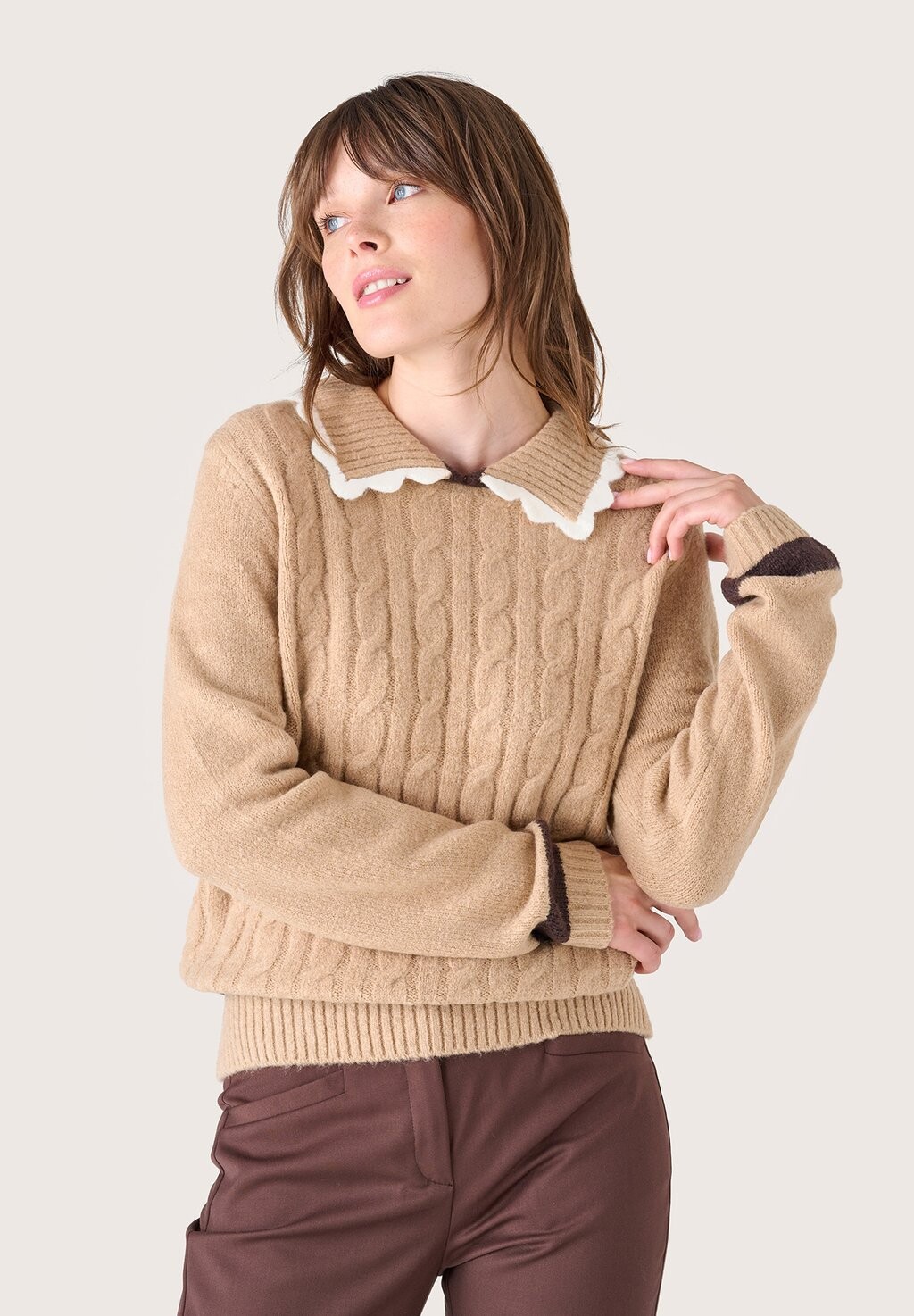 

Свитер Marly Camomilla Italia, цвет caramello marrone scuro