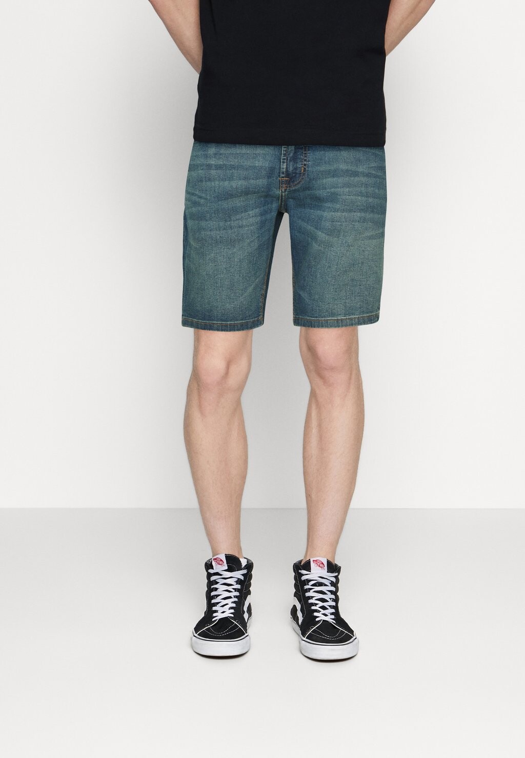 

Джинсовые шорты Denim Project