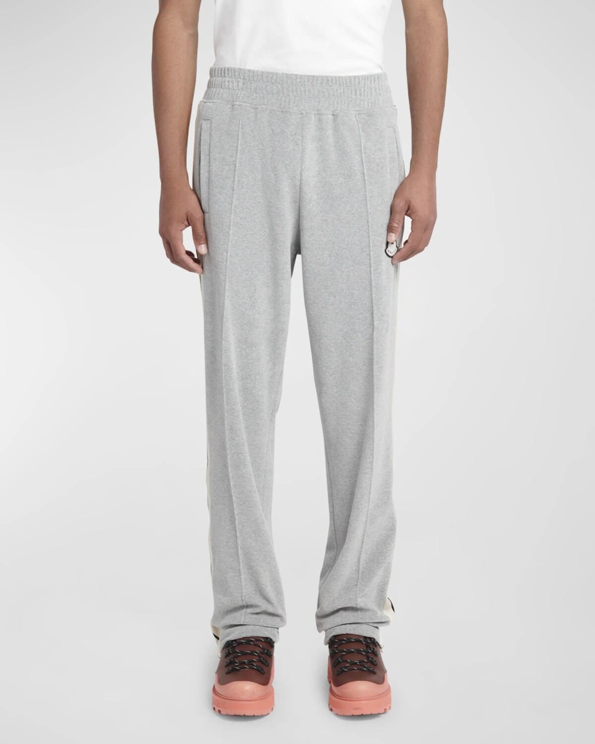 

Мужские спортивные брюки Moncler x Palm Angels из джерси с защипами Moncler Genius, цвет Light Grey