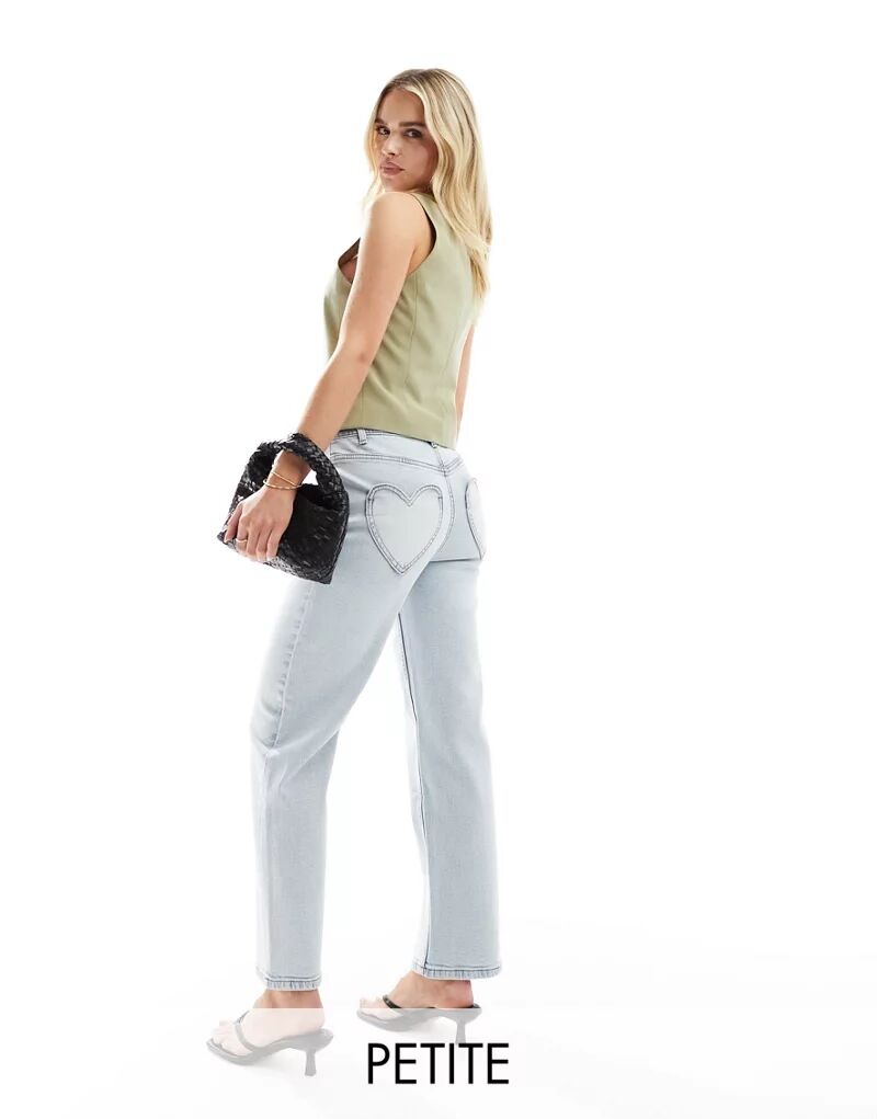 Выбеленные прямые джинсы Miss Selfridge Petite с карманами в форме сердечек
