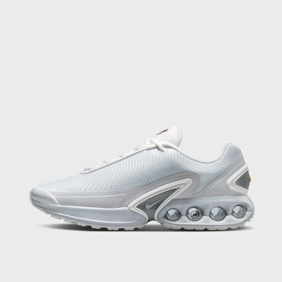 

Кроссовки WMNS Air Max DN NIKE, цвет white/metallic silver/pure platinum