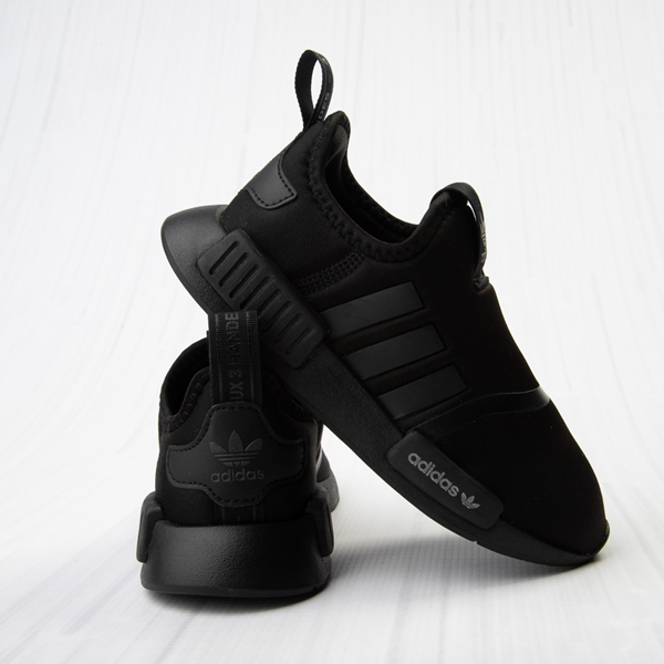 кроссовки slip on oxford thorogood черный adidas Спортивные кроссовки без шнуровки NMD 360, Little Kid, черный