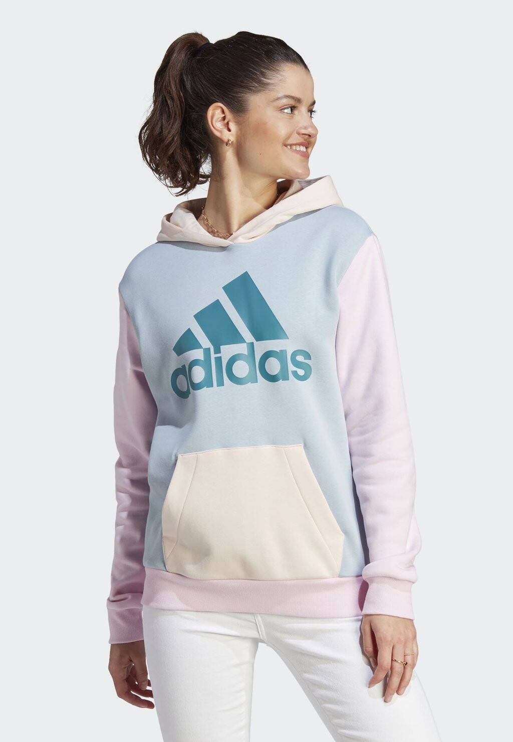 

Толстовка с капюшоном Adidas