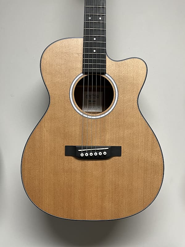 цена Акустическая гитара Martin 000CJR-10E 2019 - Present - Natural