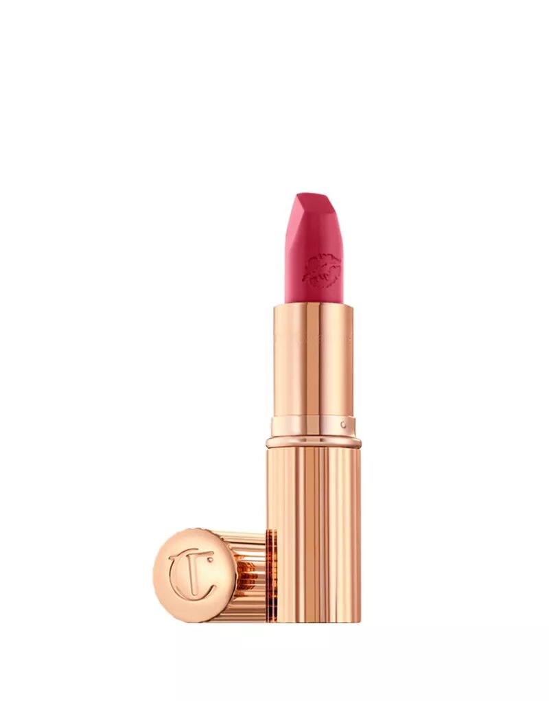 

Губная помада Charlotte Tilbury Hot Lips в цвете Electric Poppy