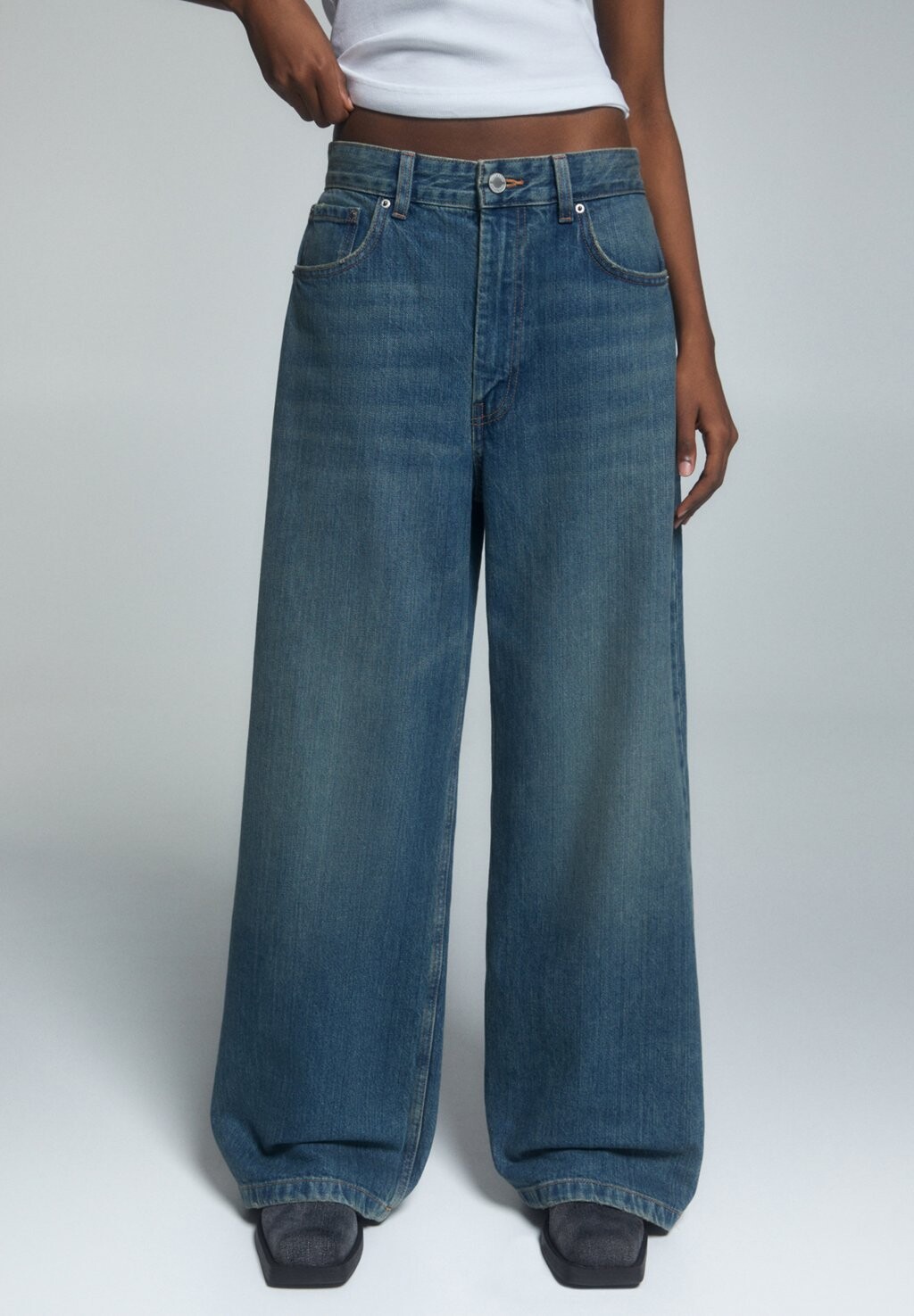 

Джинсы-клеш PULL&BEAR, цвет dark blue