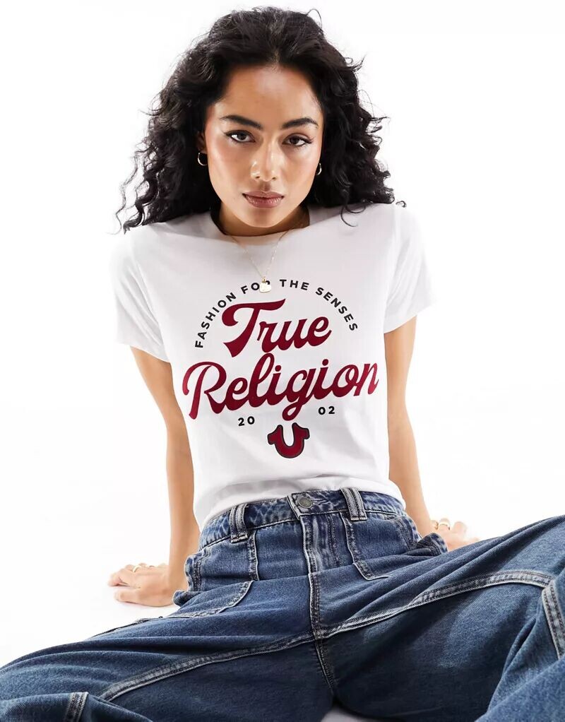 

Белая футболка с логотипом True Religion
