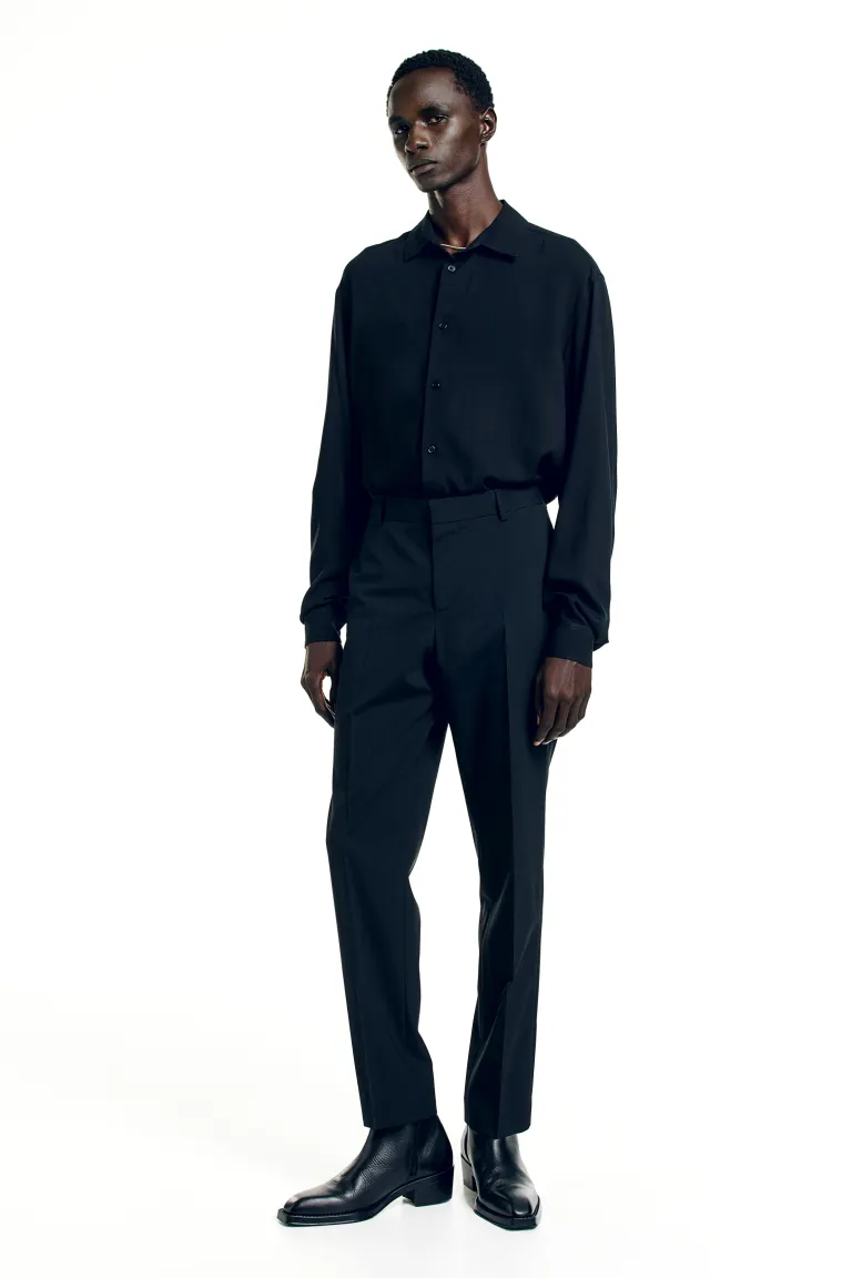 

Рубашка regular fit из вискозы H&M, черный