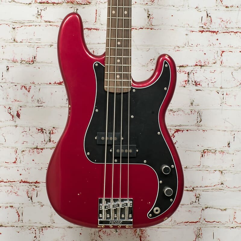 

Басс гитара Fender Nate Mendel Precision Bass, Rosewood Fingerboard, Candy Apple Red