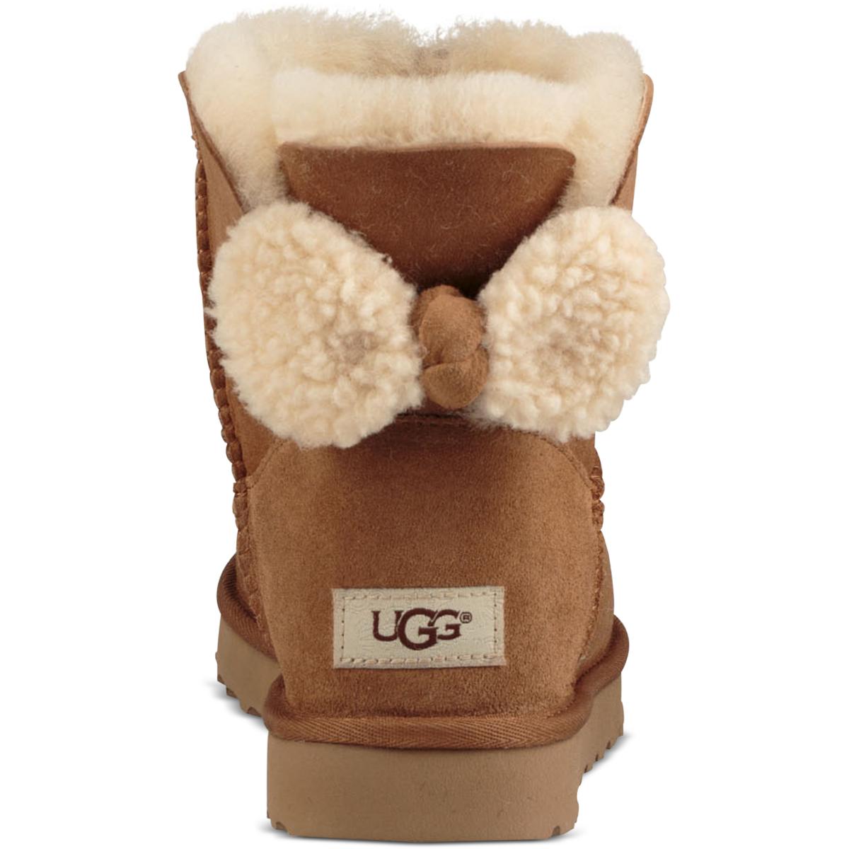 

Женские замшевые короткие ботинки из овчины Arielle UGG, цвет Chestnut