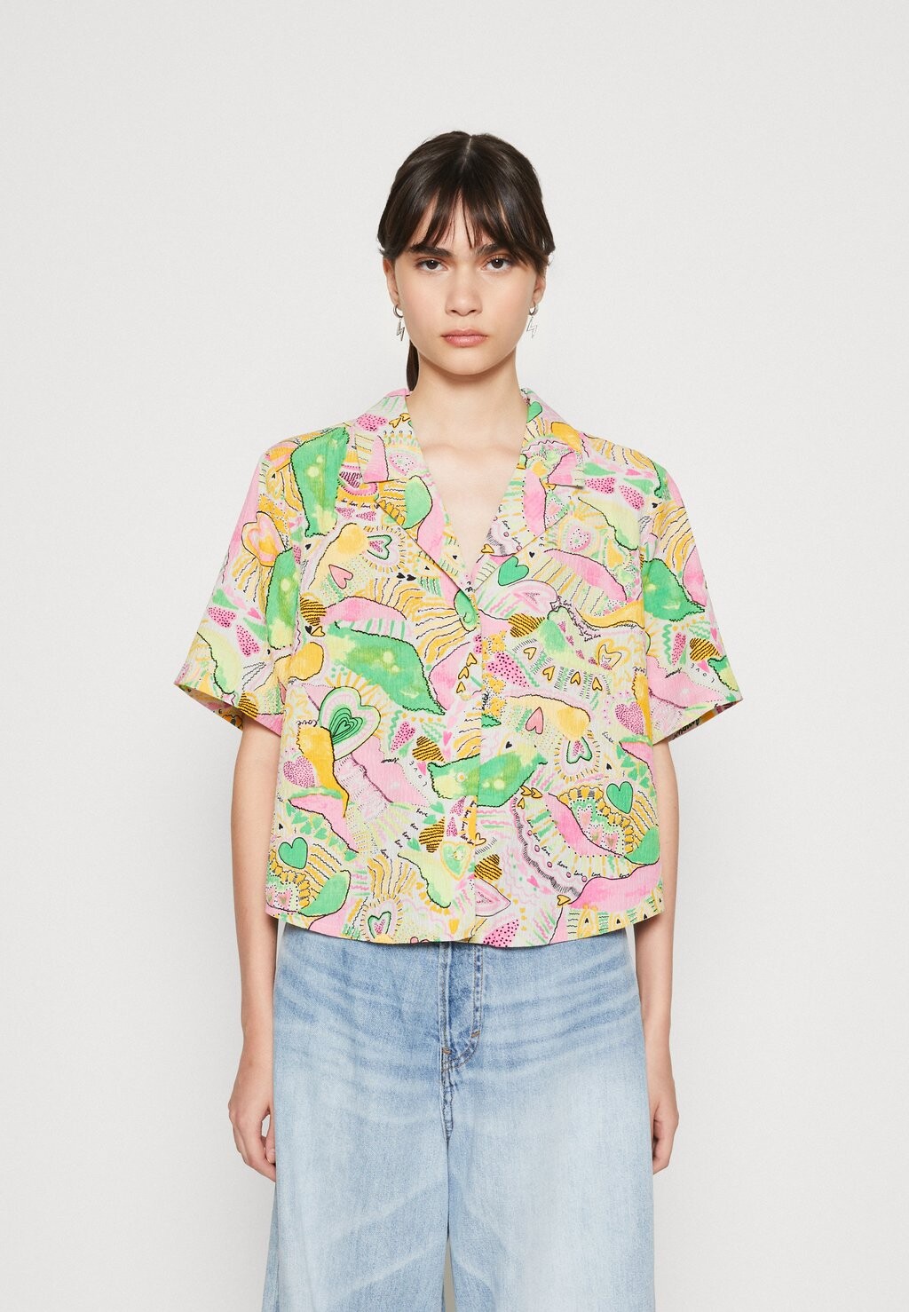 

Блуза Monki