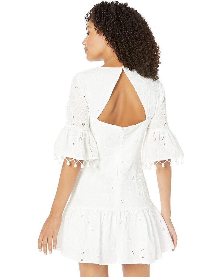 цена Платье BCBGMAXAZRIA Lace Cocktail Dress, белый