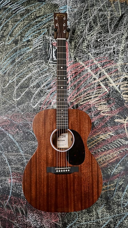 Акустическая гитара Martin 000-10E