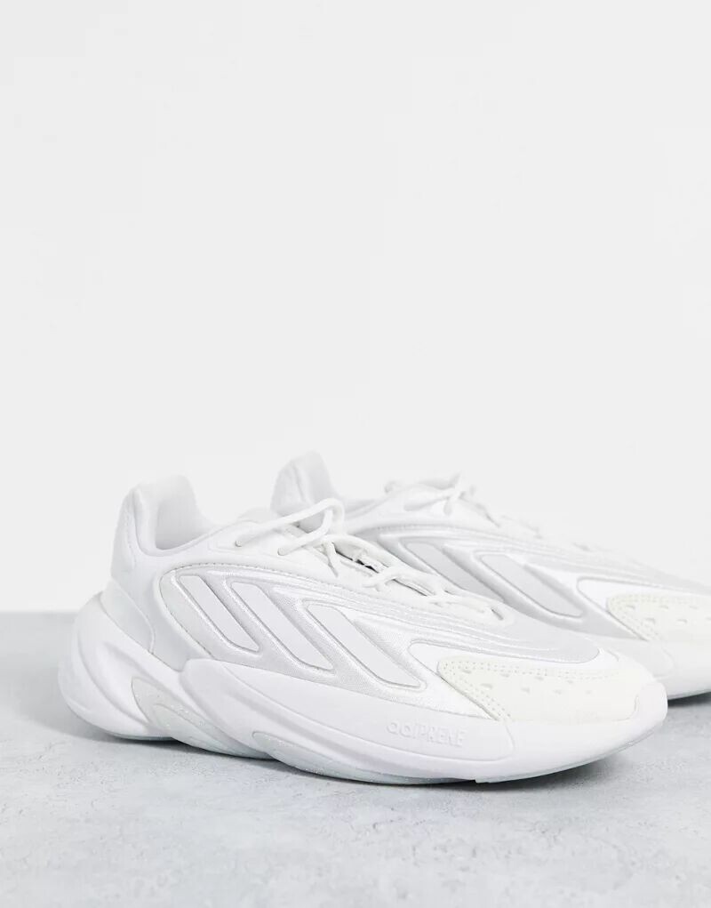 

Белые кроссовки adidas Originals Ozelia Triple