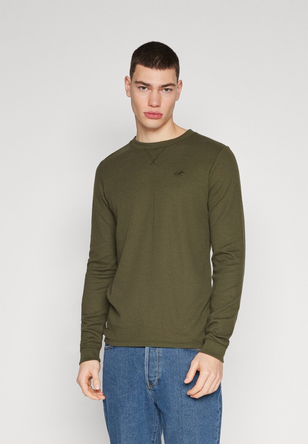 

Футболка с длинными рукавами Long-Sleeve Icon Waffle Crew T-Shirt Hollister Co.