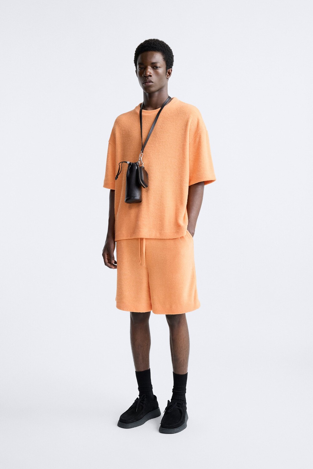 

Махровые шорты Zara, оранжевый