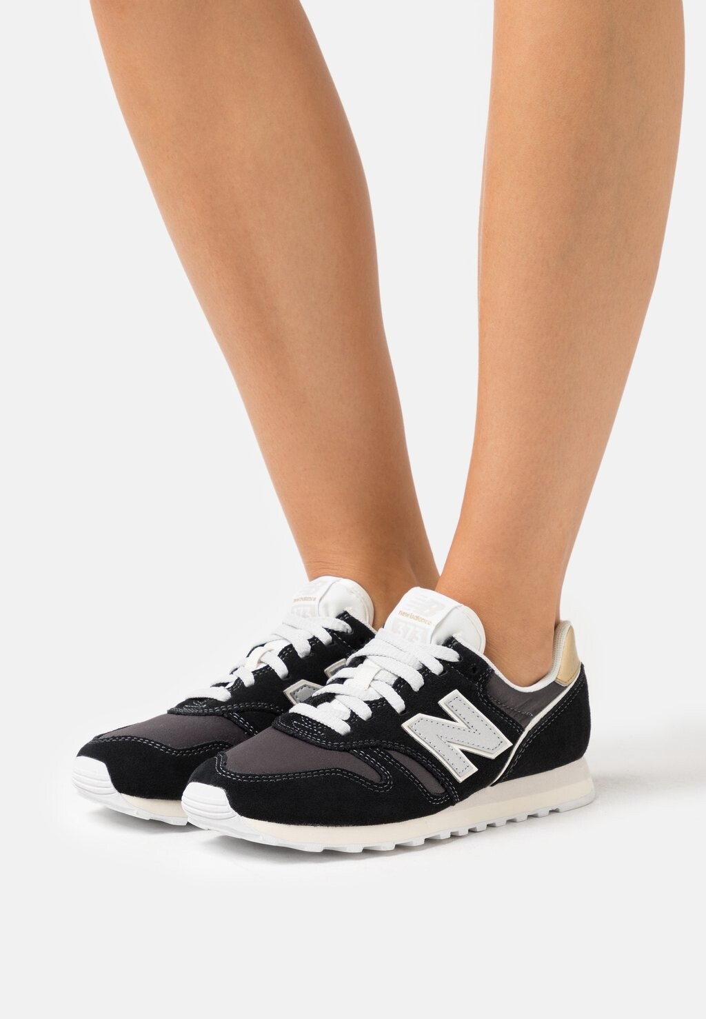 

Кроссовки New Balance, черный