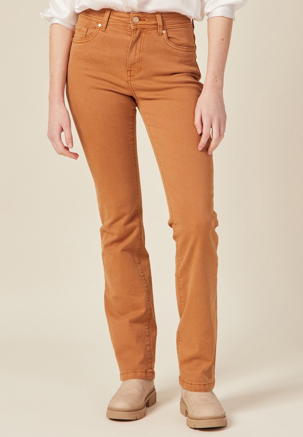 

Джинсы прямого кроя BONOBO Jeans