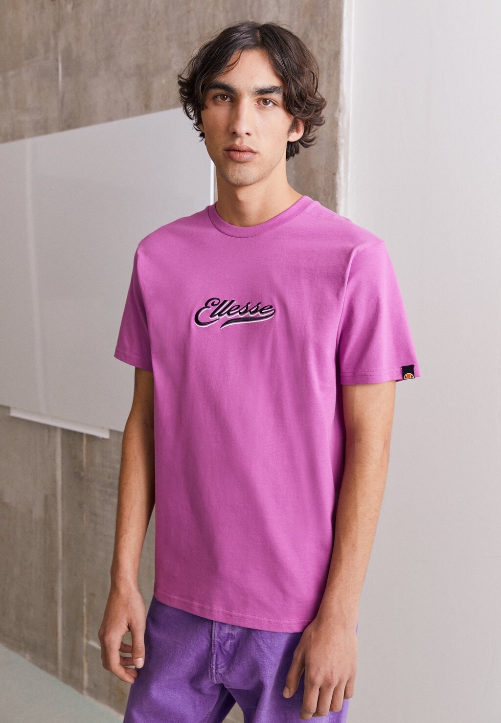 

Футболка с принтом Ellesse, фиолетовый