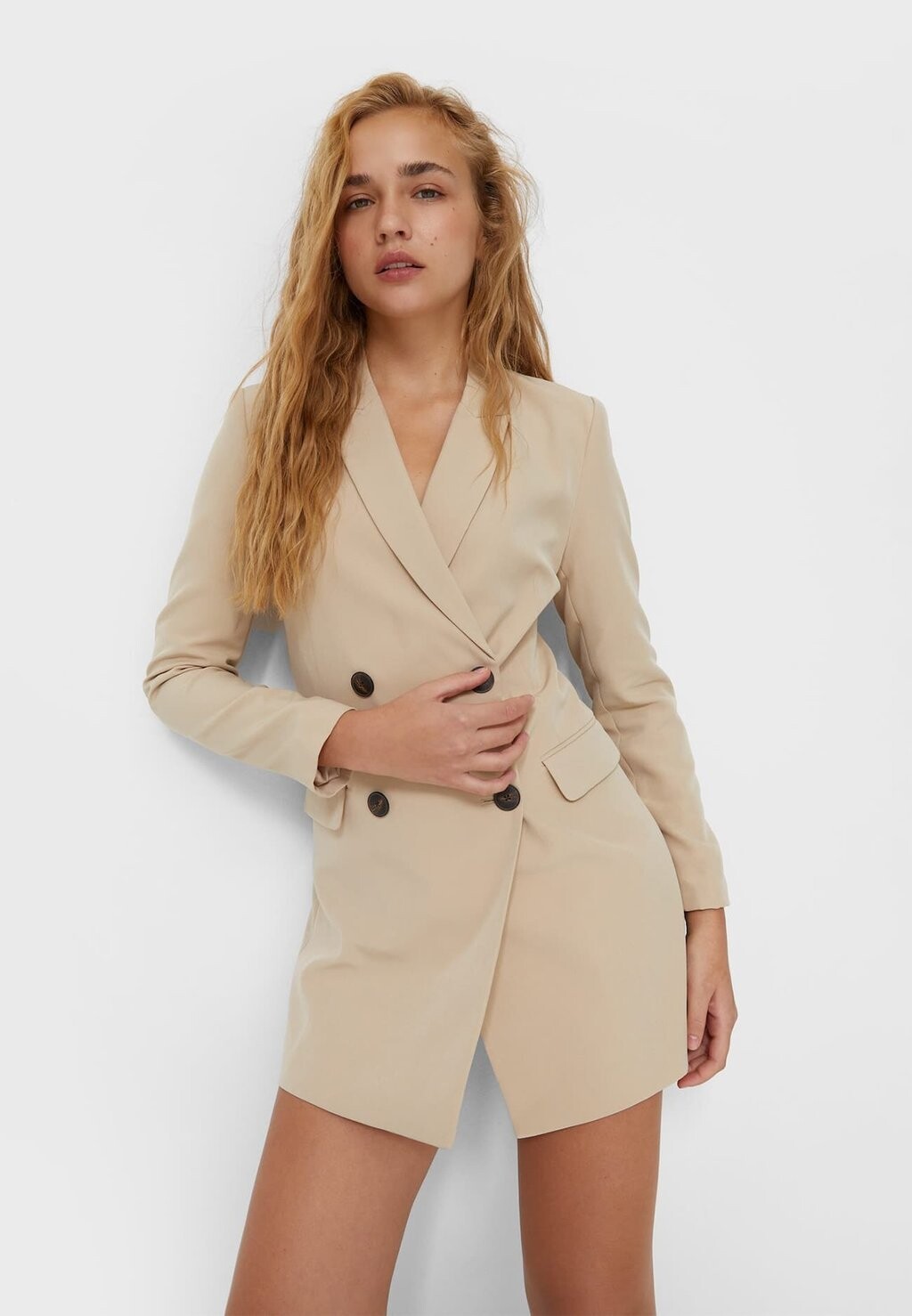 

Длинное пальто Stradivarius